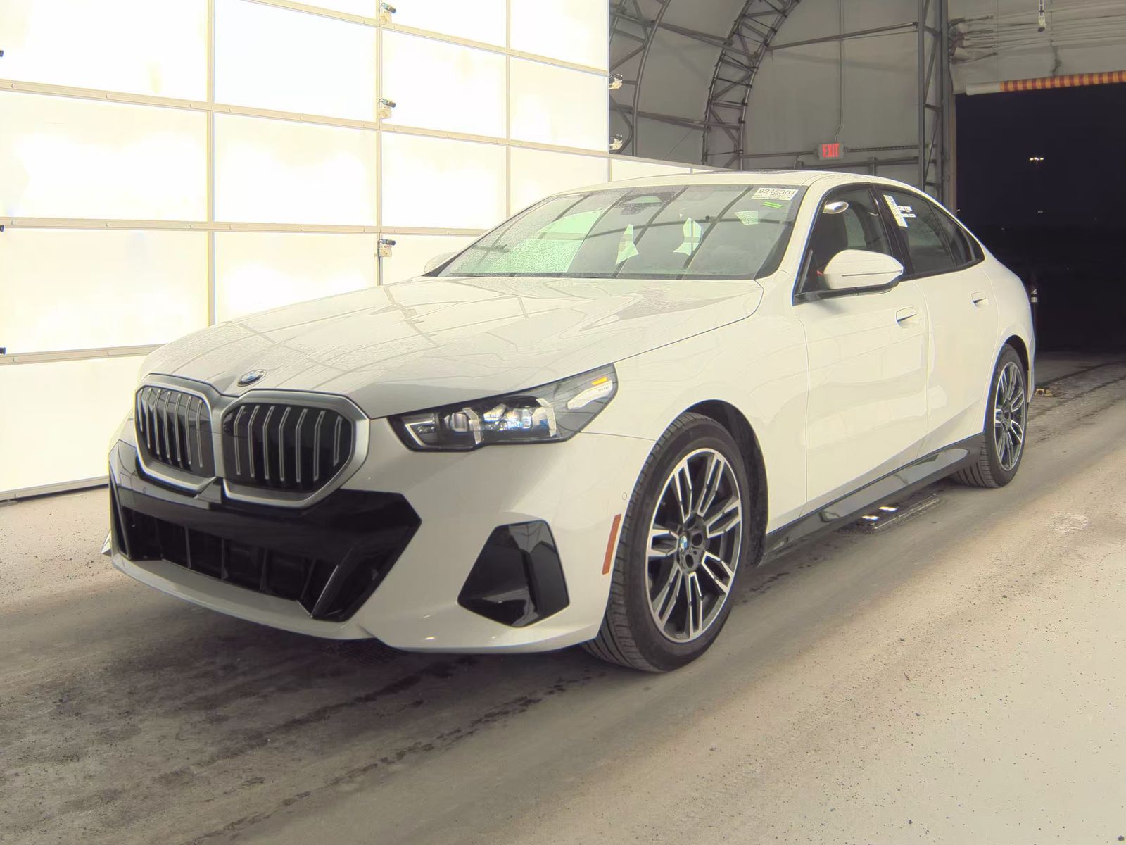 2025 BMW 5 Series 530i RWD