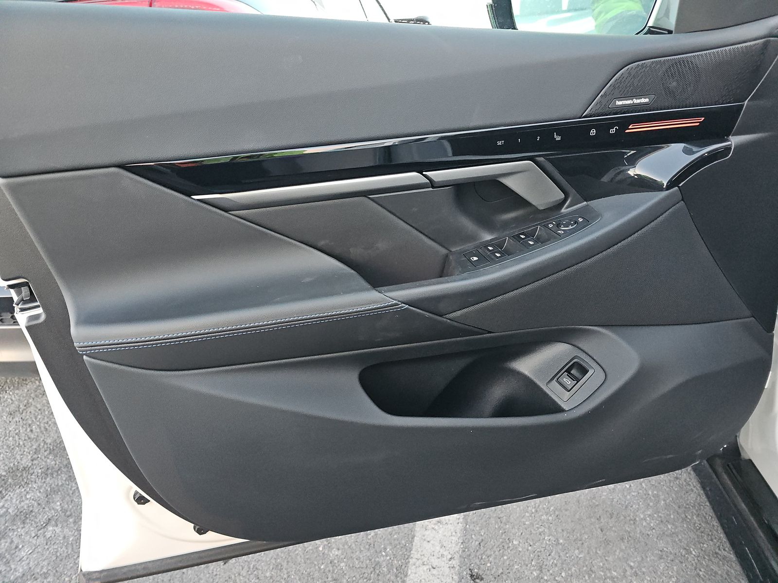 2025 BMW 5 Series 530i RWD