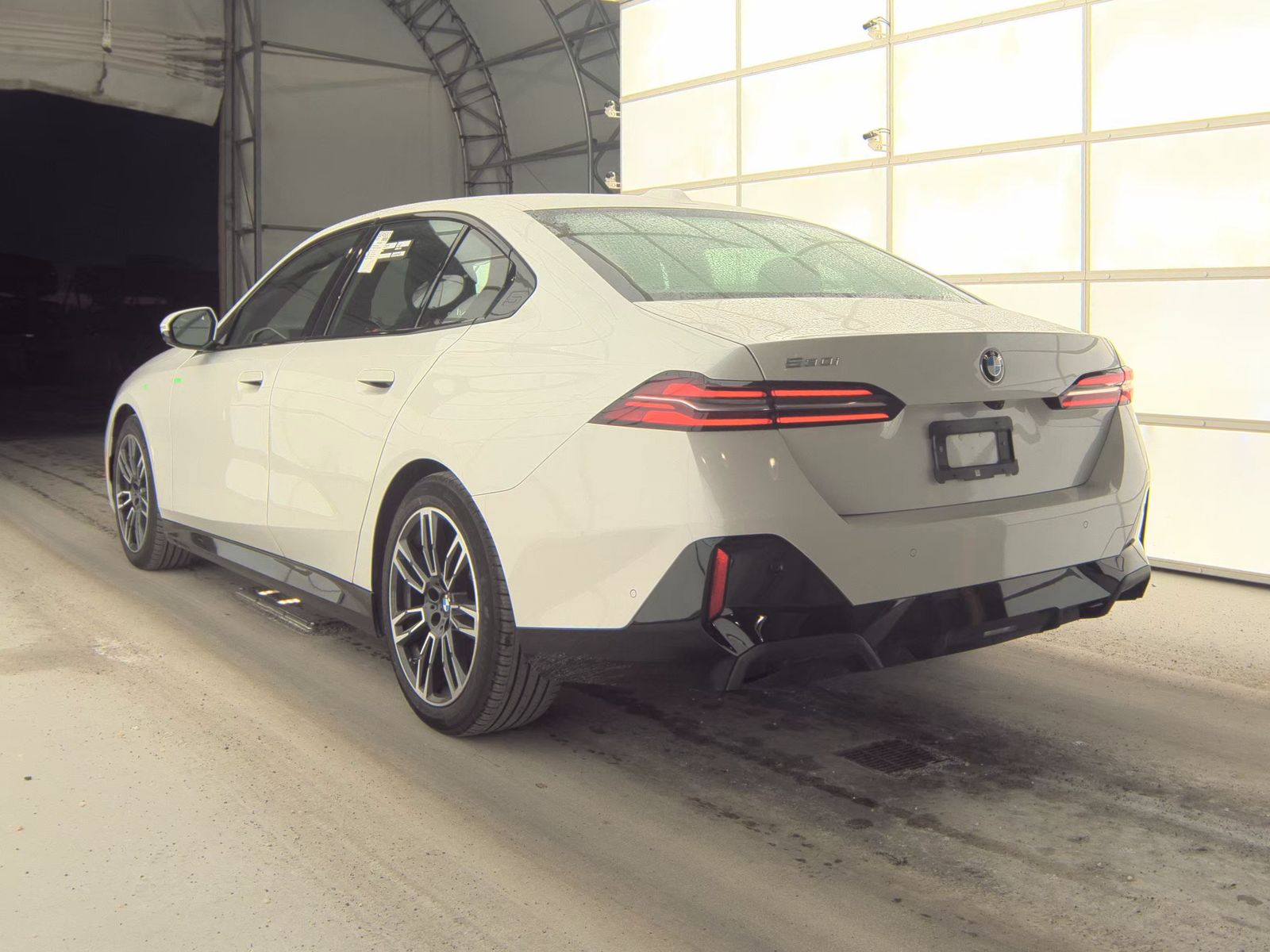 2025 BMW 5 Series 530i RWD