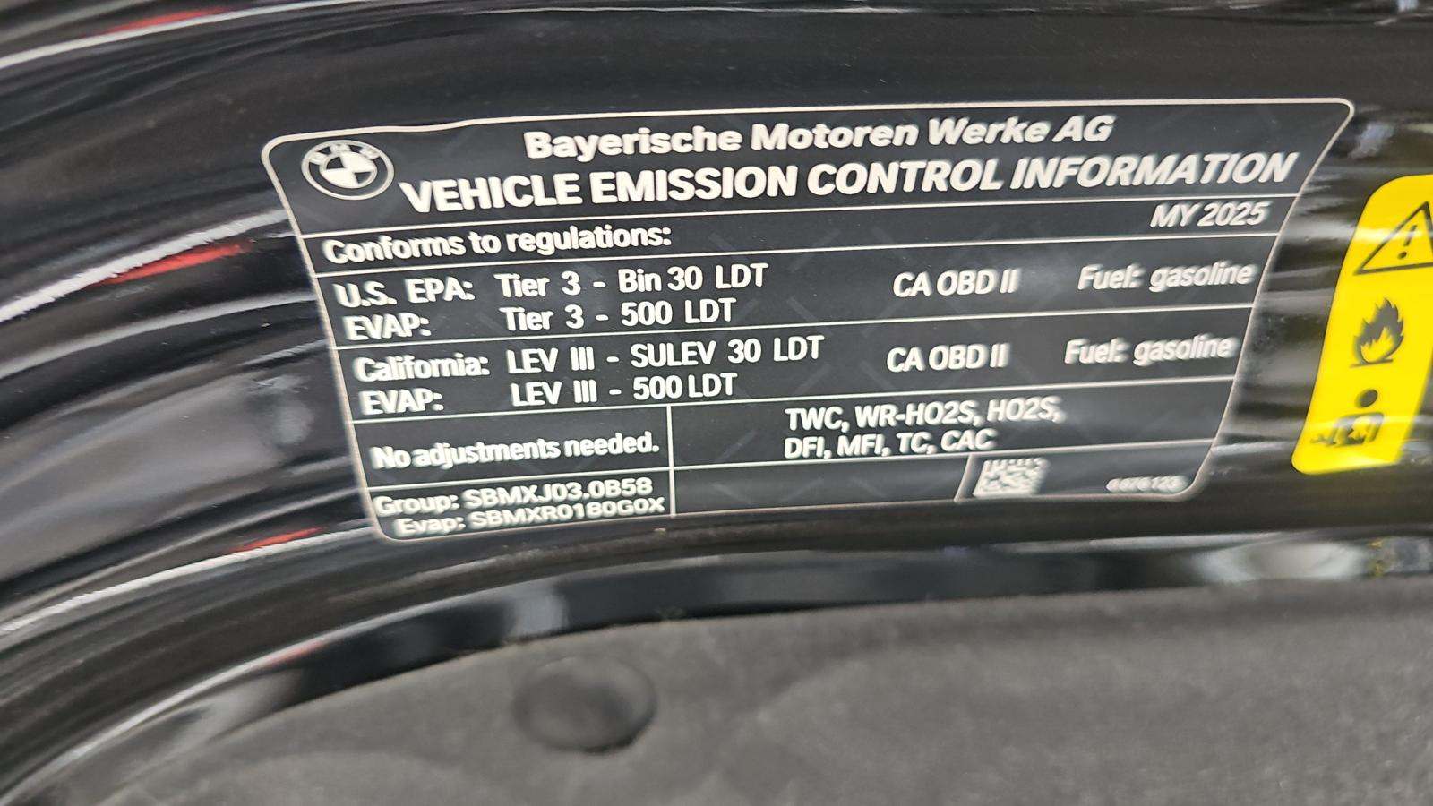 2025 BMW X7 xDrive40i AWD