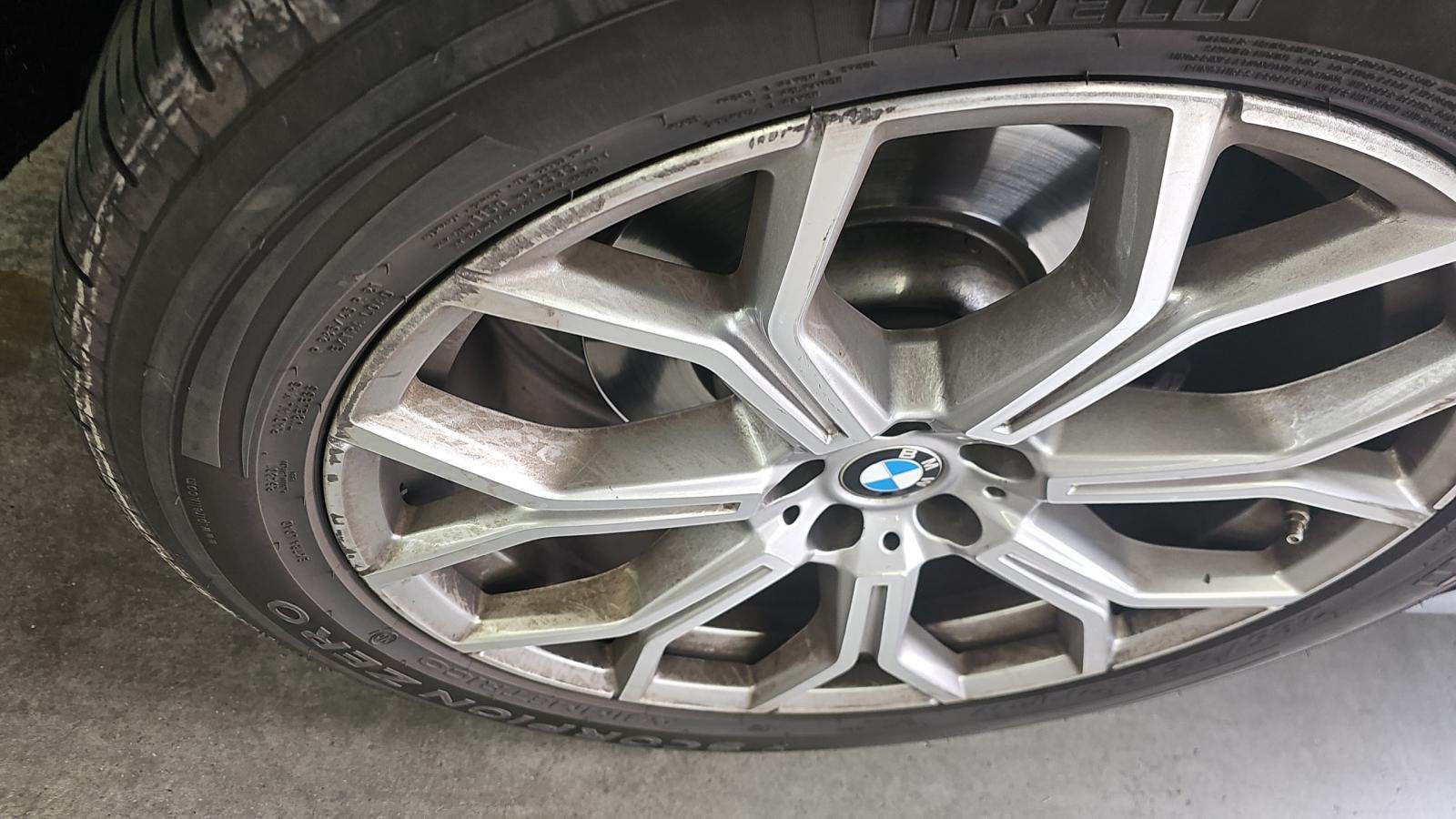 2025 BMW X7 xDrive40i AWD