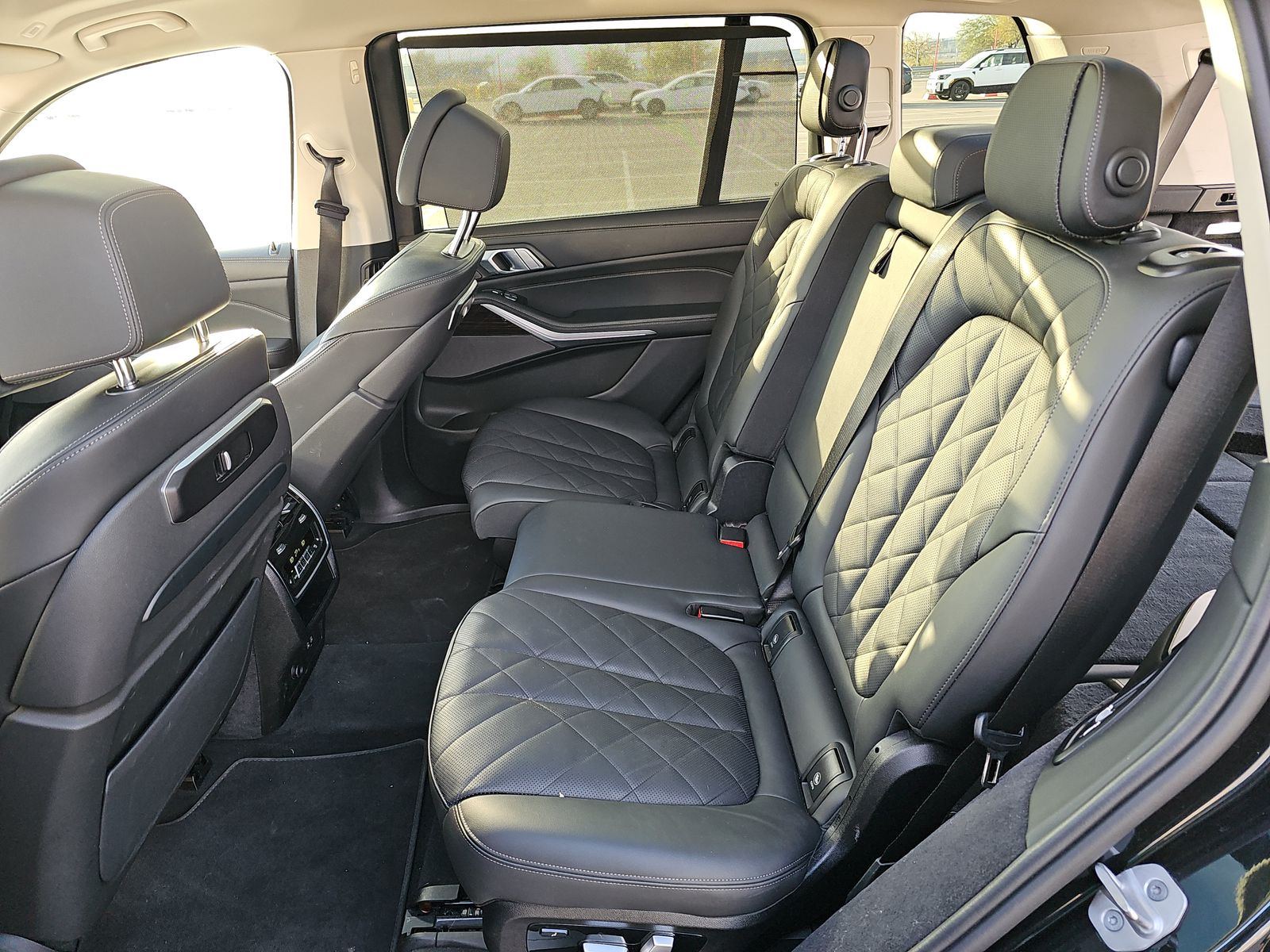 2025 BMW X7 xDrive40i AWD