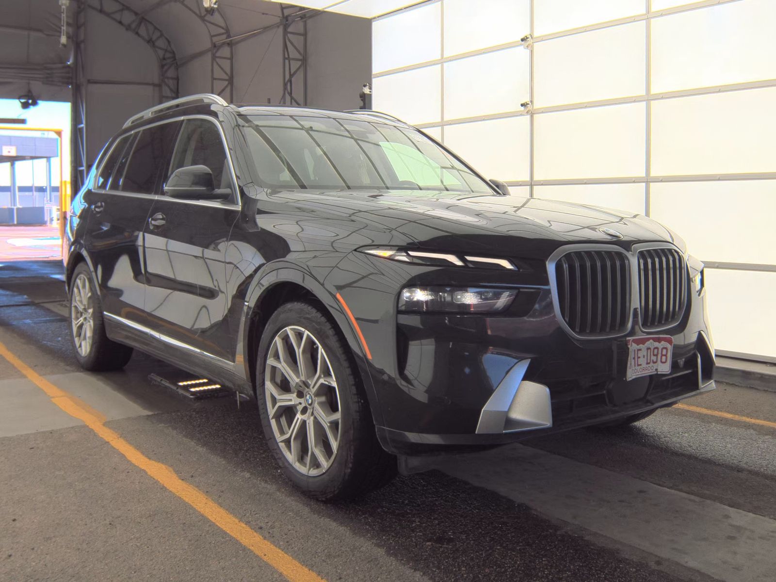 2025 BMW X7 xDrive40i AWD