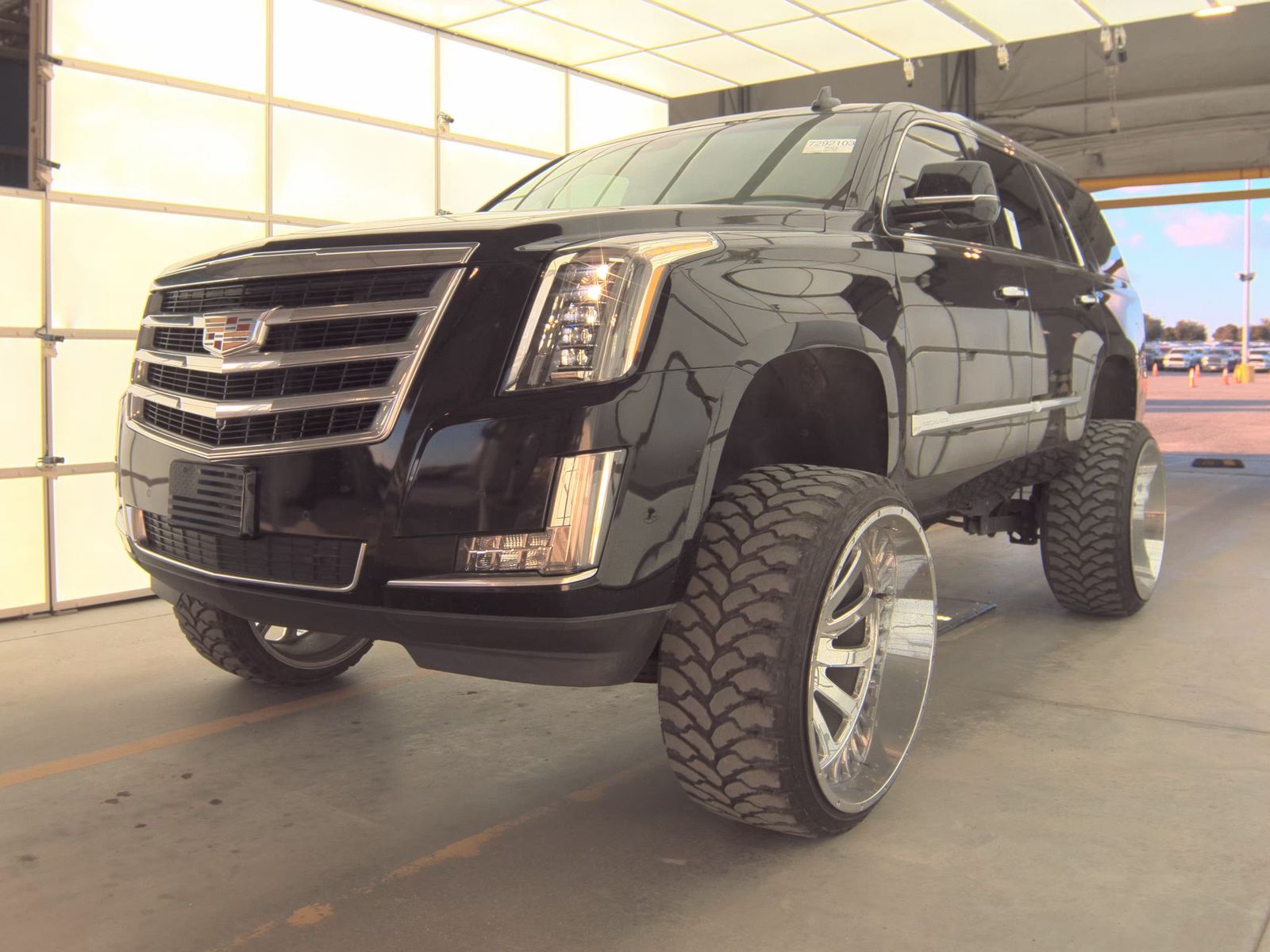 2020 Cadillac Escalade Luxury AWD