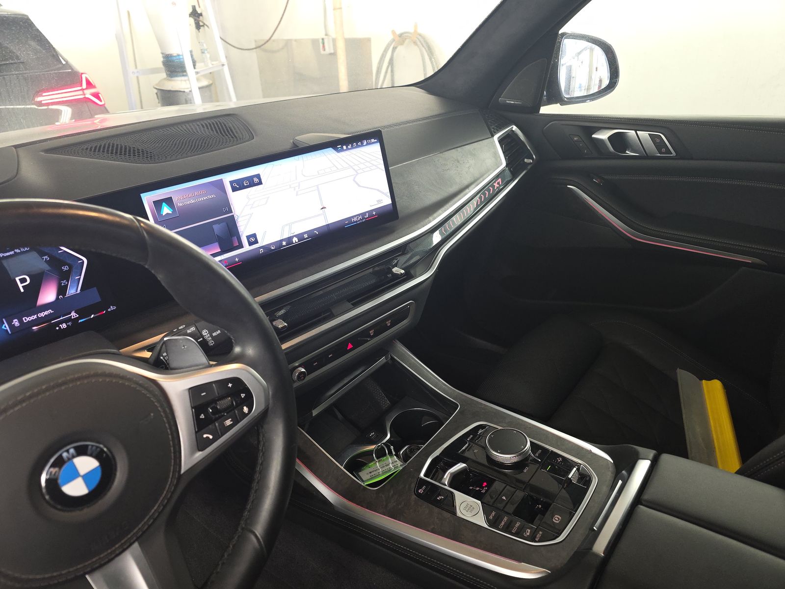 2025 BMW X7 xDrive40i AWD