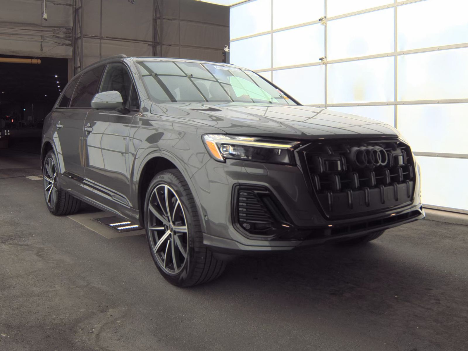 2025 Audi Q7 Premium Plus AWD