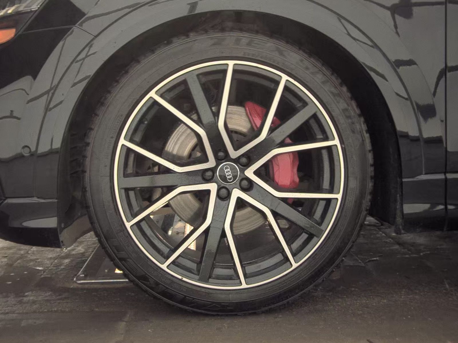 2019 Audi Q8 Prestige AWD