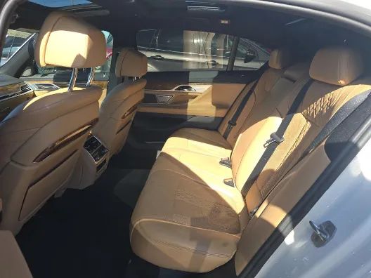 2016 BMW 7 Series 750i RWD