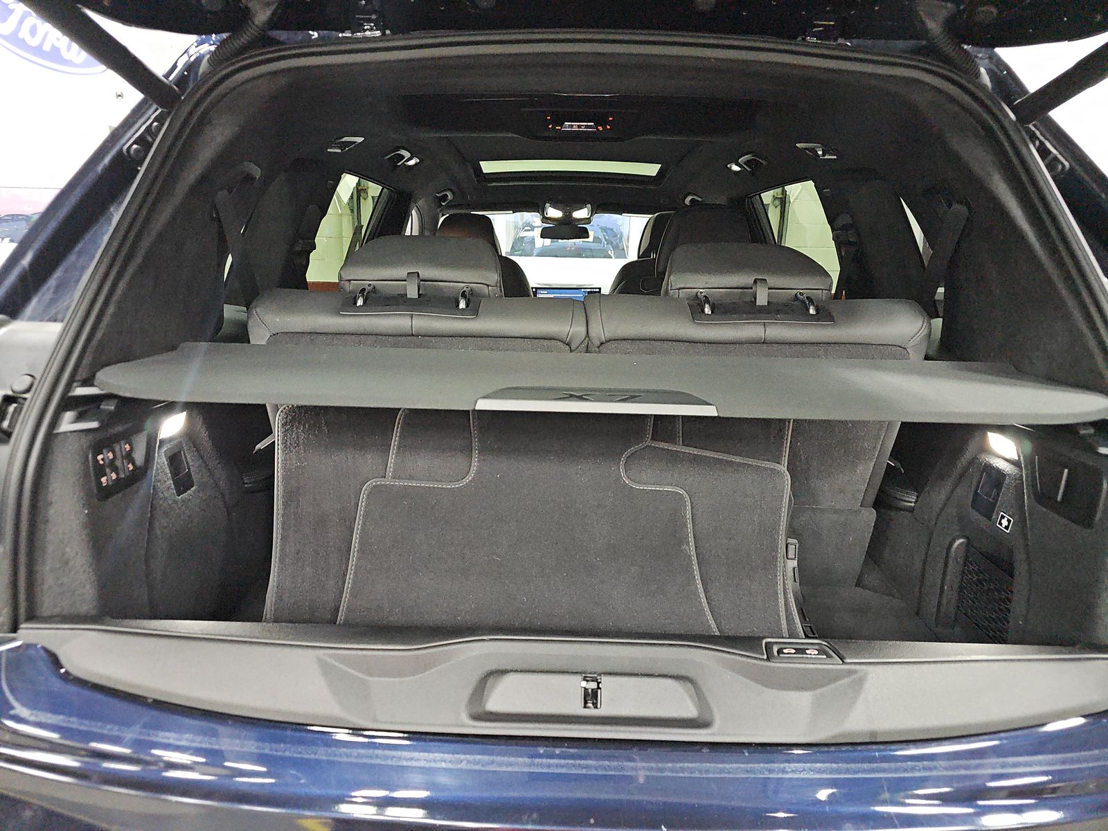 2023 BMW X7 xDrive40i AWD