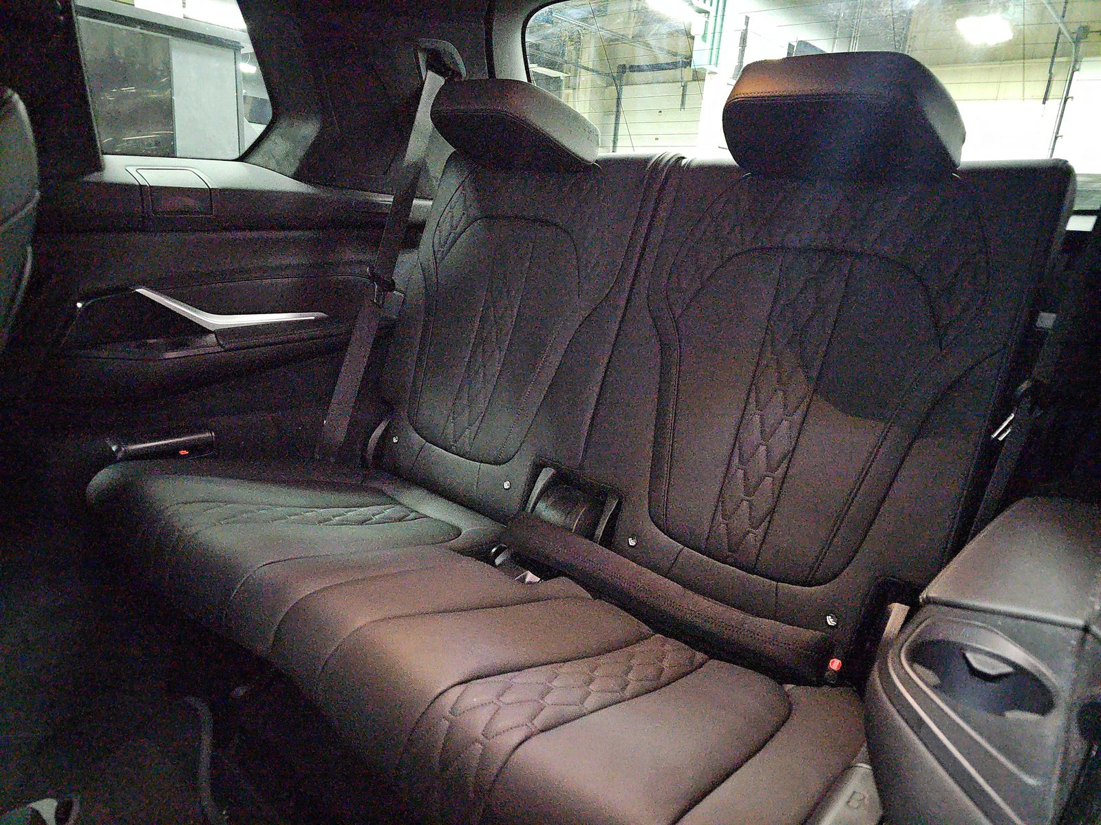 2023 BMW X7 xDrive40i AWD