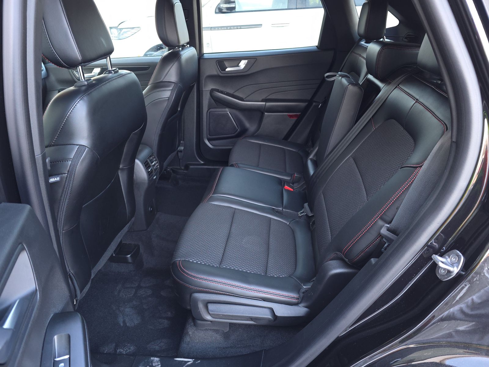 2024 Ford Escape ST-Line AWD