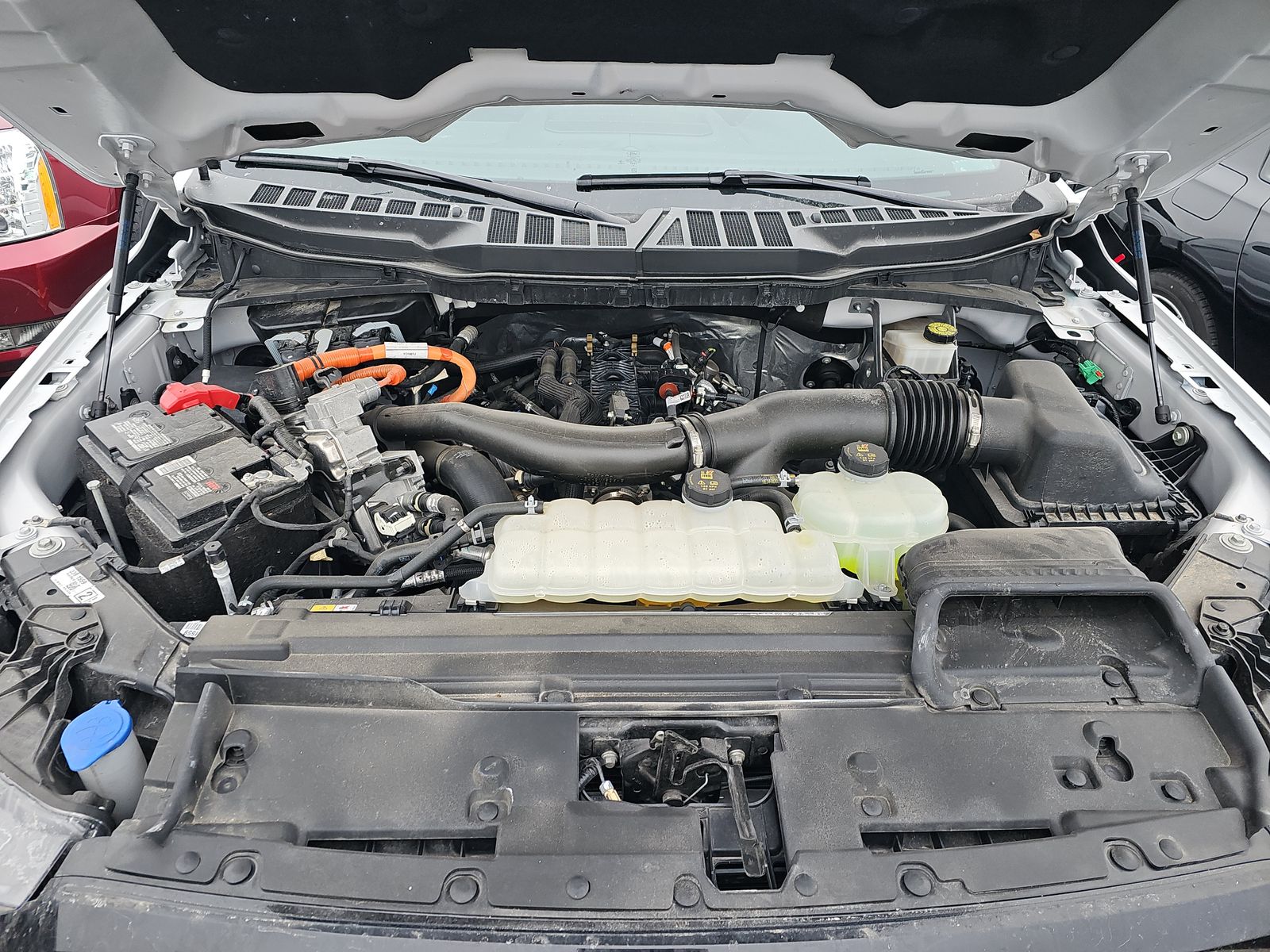 2024 Ford F-150 Hybrid Lariat AWD