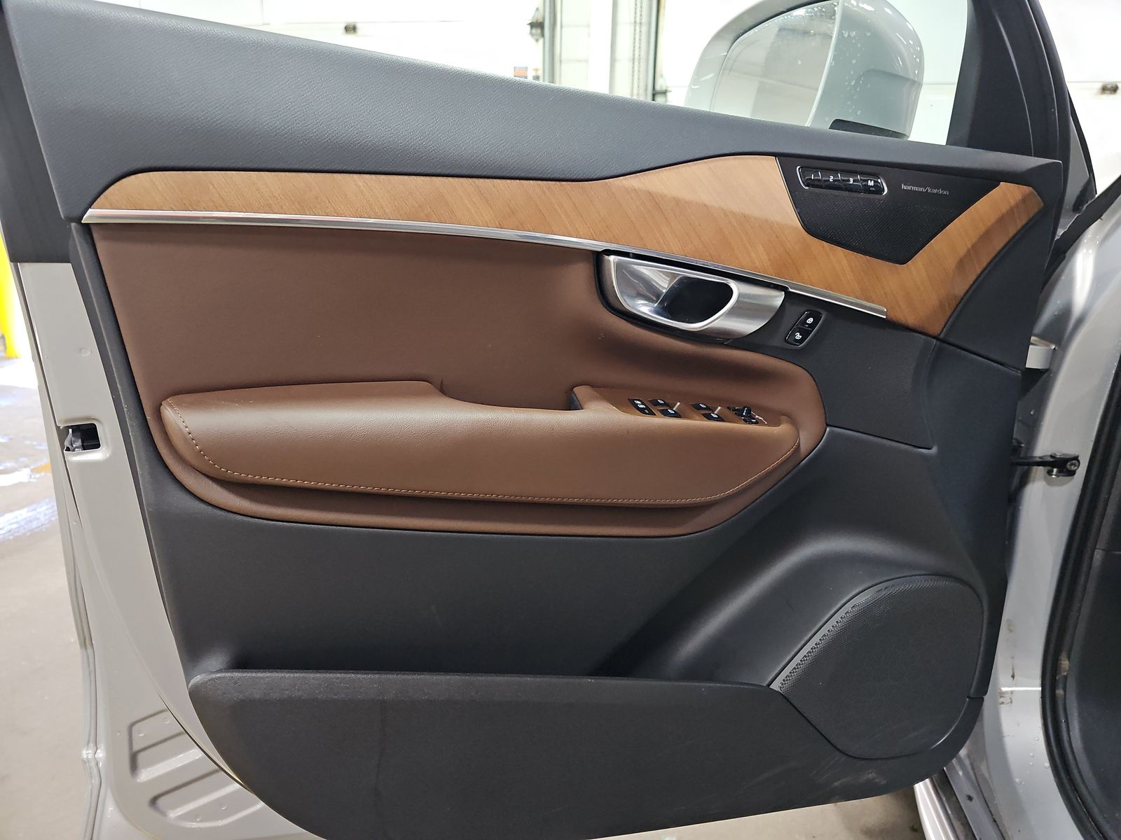 2024 Volvo XC90 B6 Plus AWD