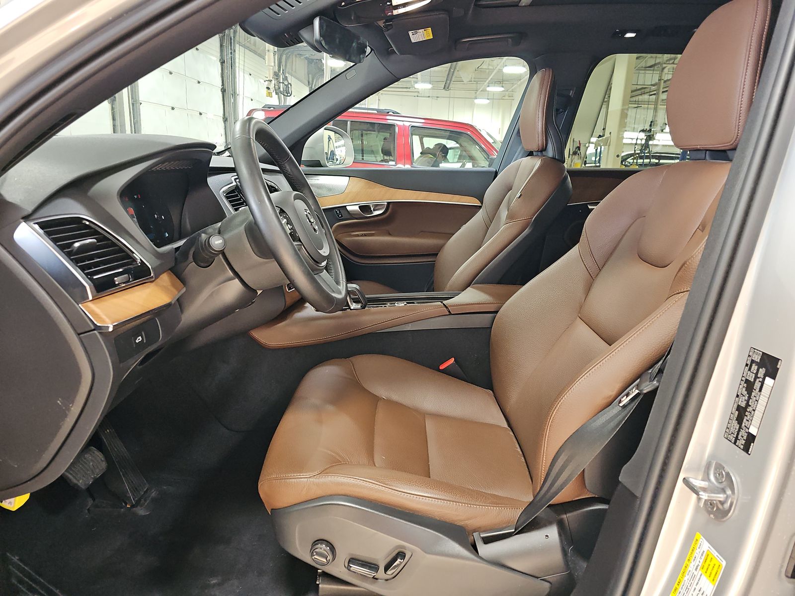 2024 Volvo XC90 B6 Plus AWD