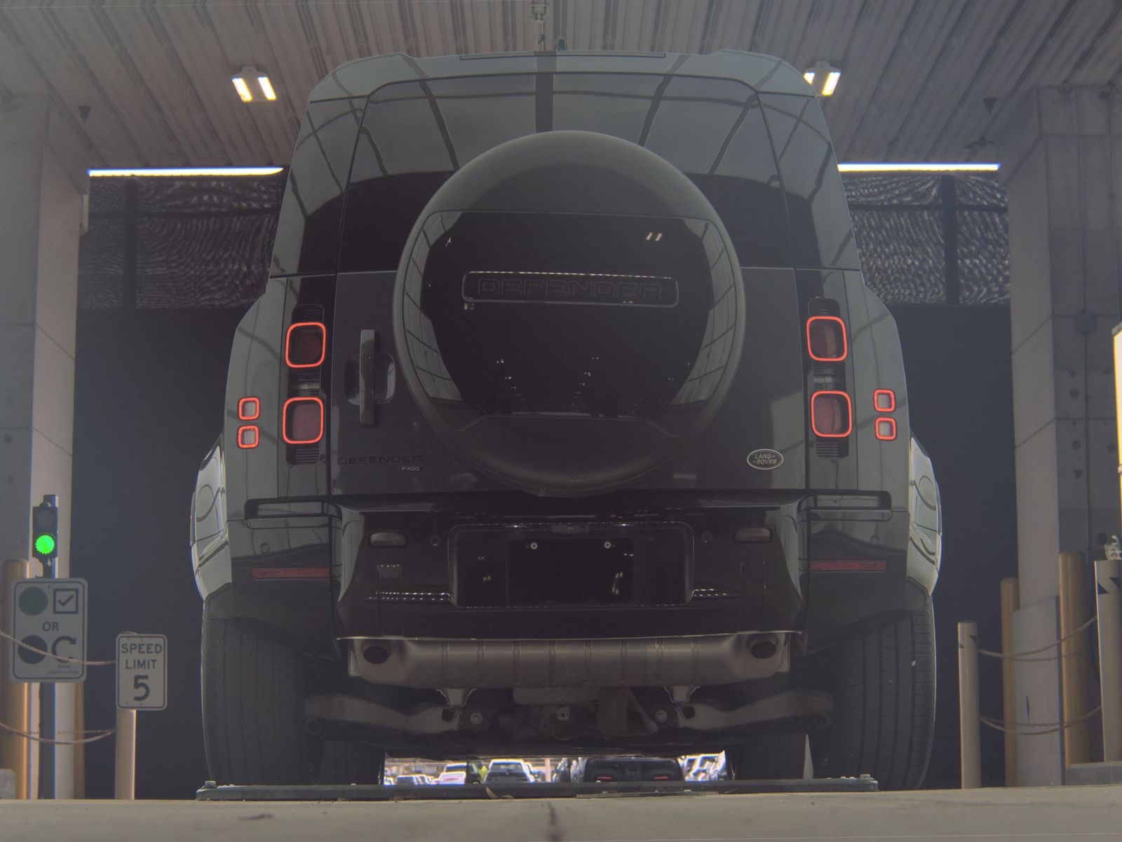 2022 Land Rover Defender 110 X-Dynamic HSE AWD