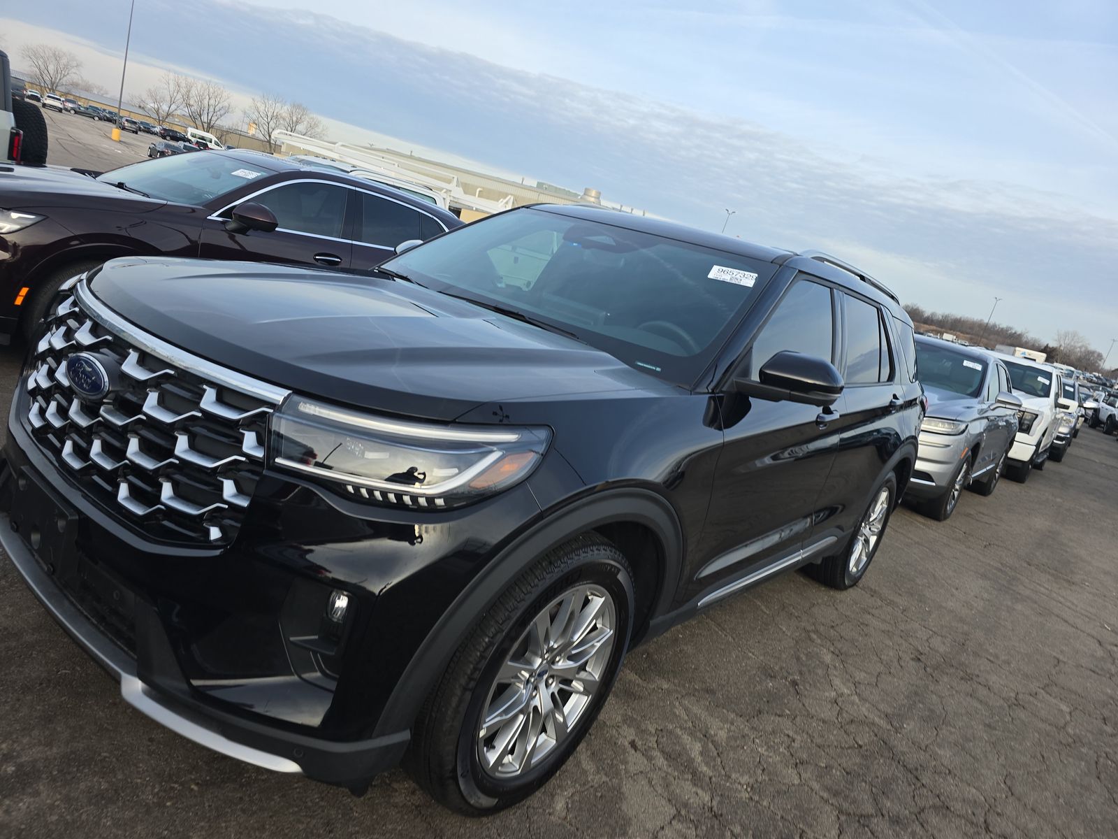 2025 Ford Explorer Platinum RWD