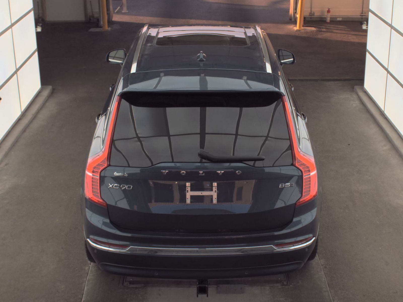 2024 Volvo XC90 B5 Plus AWD