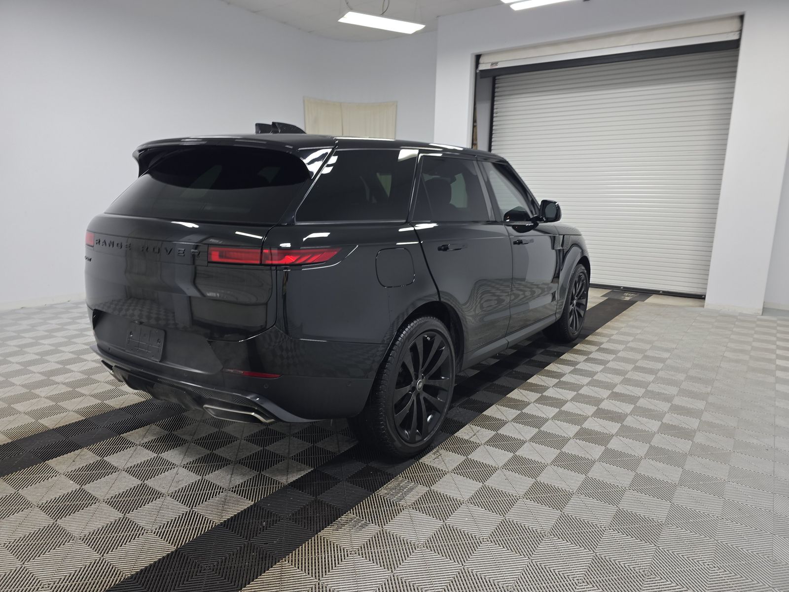 2024 Land Rover Range Rover Sport SE AWD