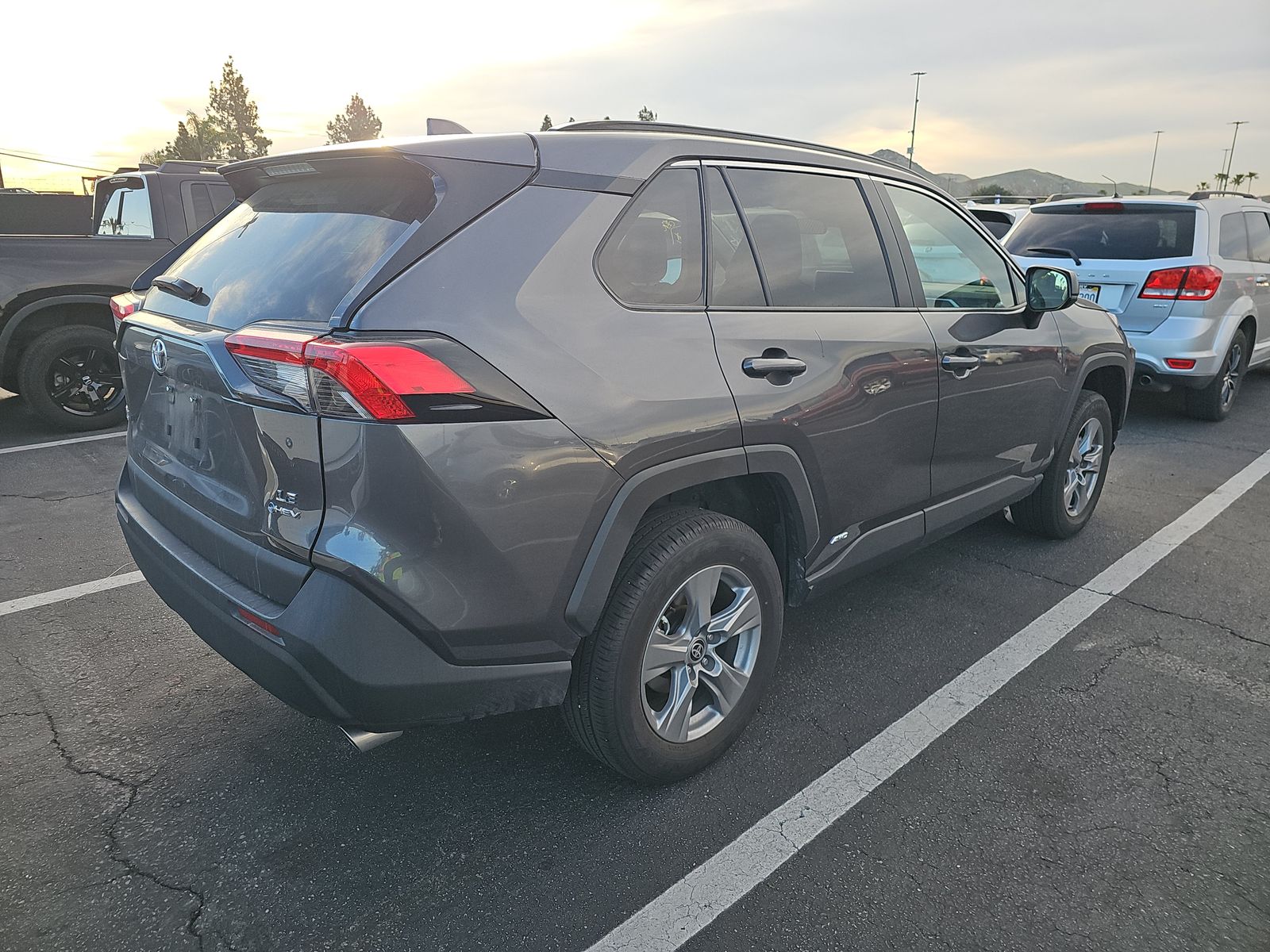 2025 Toyota RAV4 Hybrid LE AWD