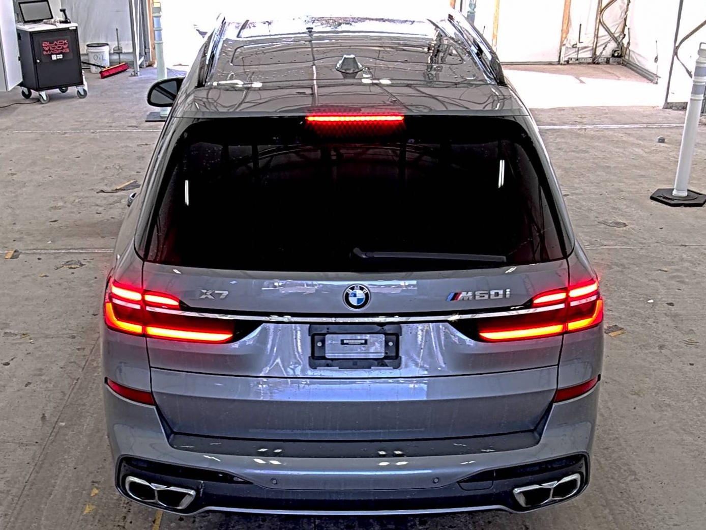 2023 BMW X7 M60i AWD