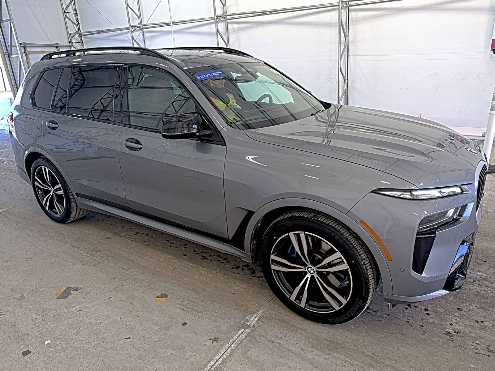 2023 BMW X7 M60i AWD