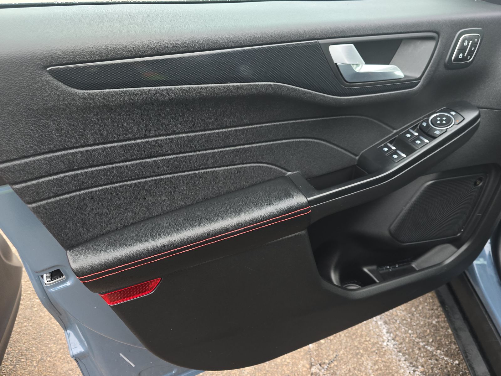 2025 Ford Escape Hybrid ST-Line Elite AWD