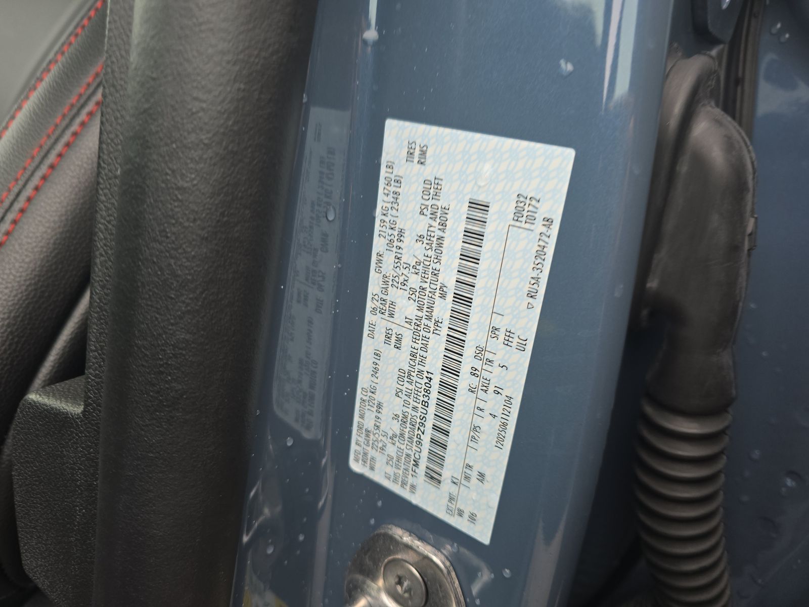 2025 Ford Escape Hybrid ST-Line Elite AWD