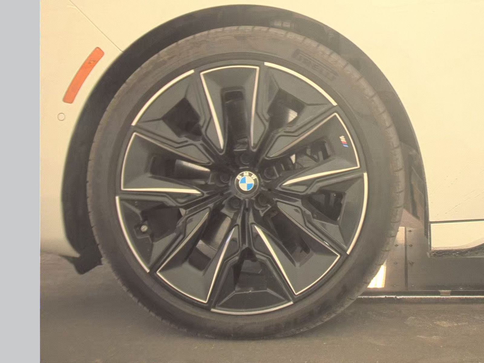 2023 BMW 7 Series 760i xDrive AWD