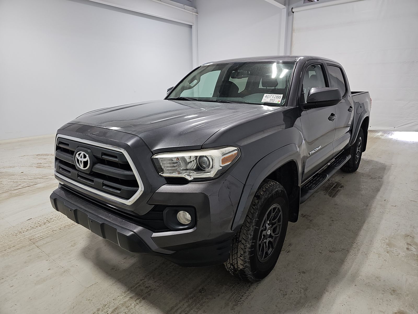 2017 Toyota Tacoma SR5 AWD