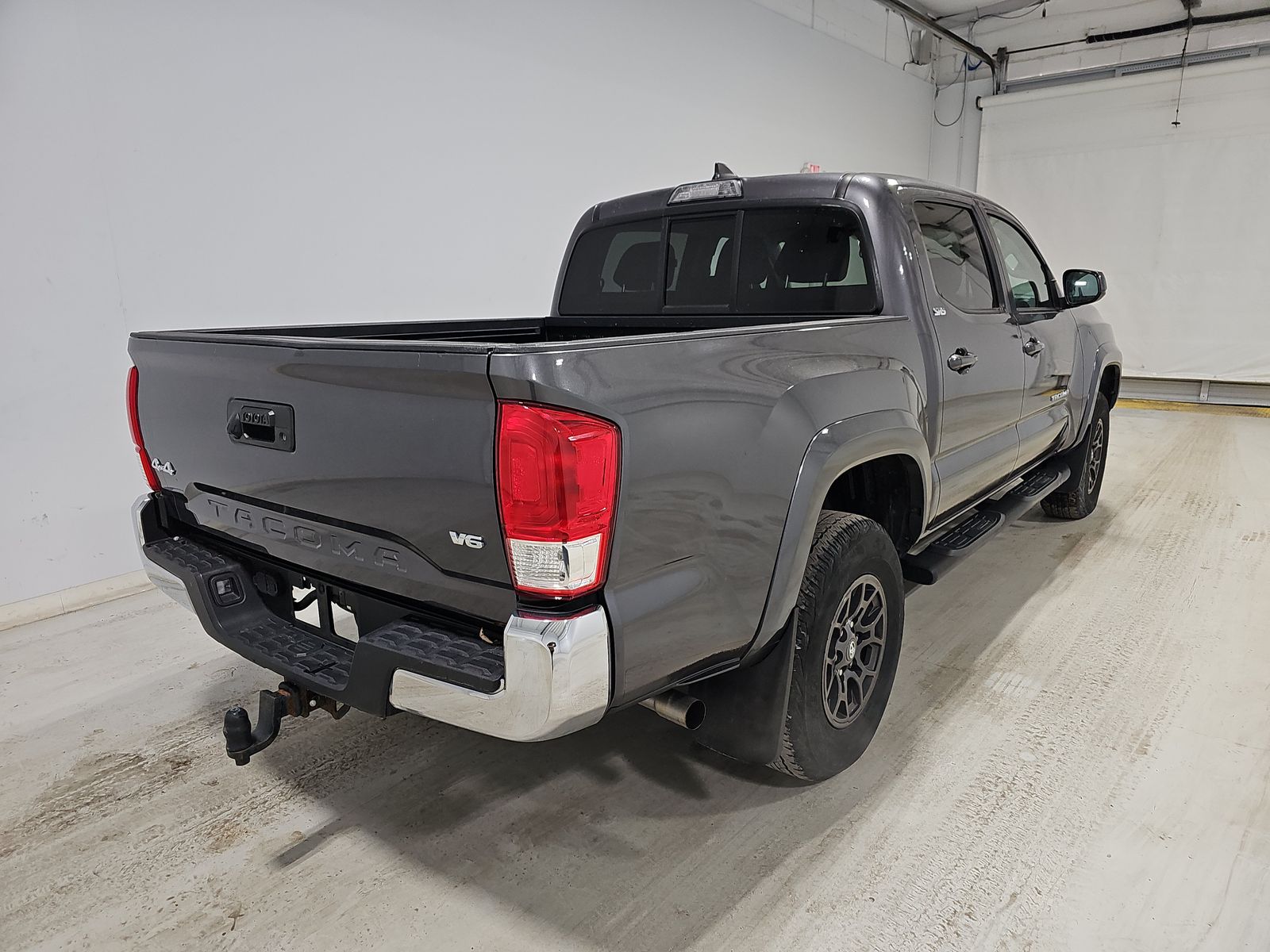 2017 Toyota Tacoma SR5 AWD