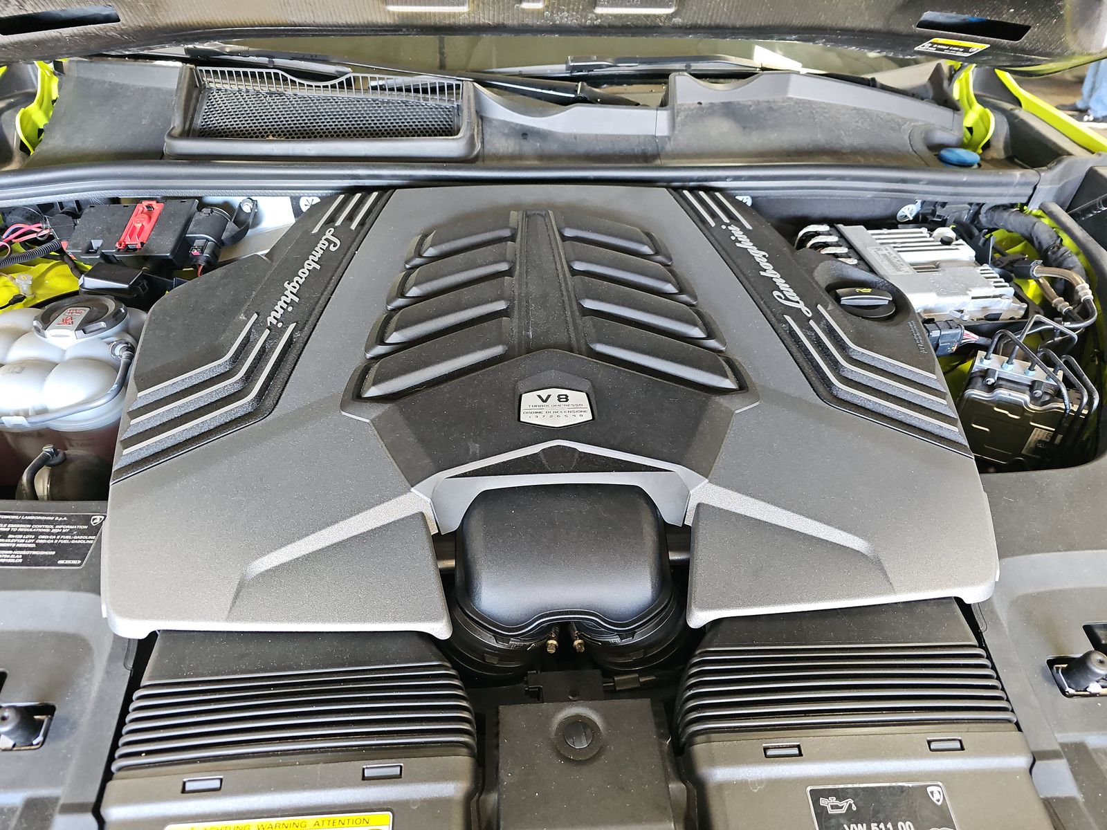 2024 Lamborghini Urus Performante AWD