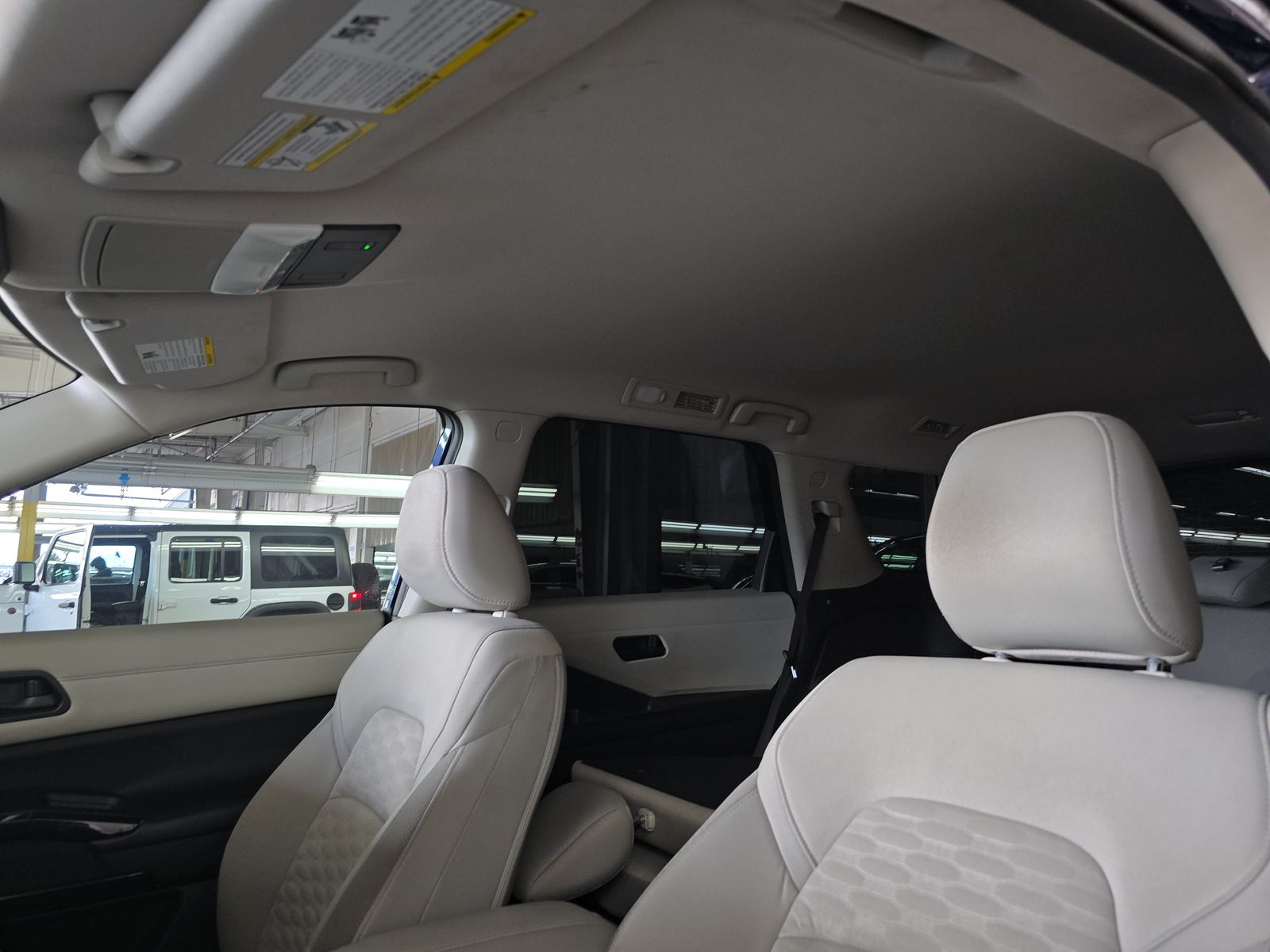 2023 Nissan Pathfinder SV FWD
