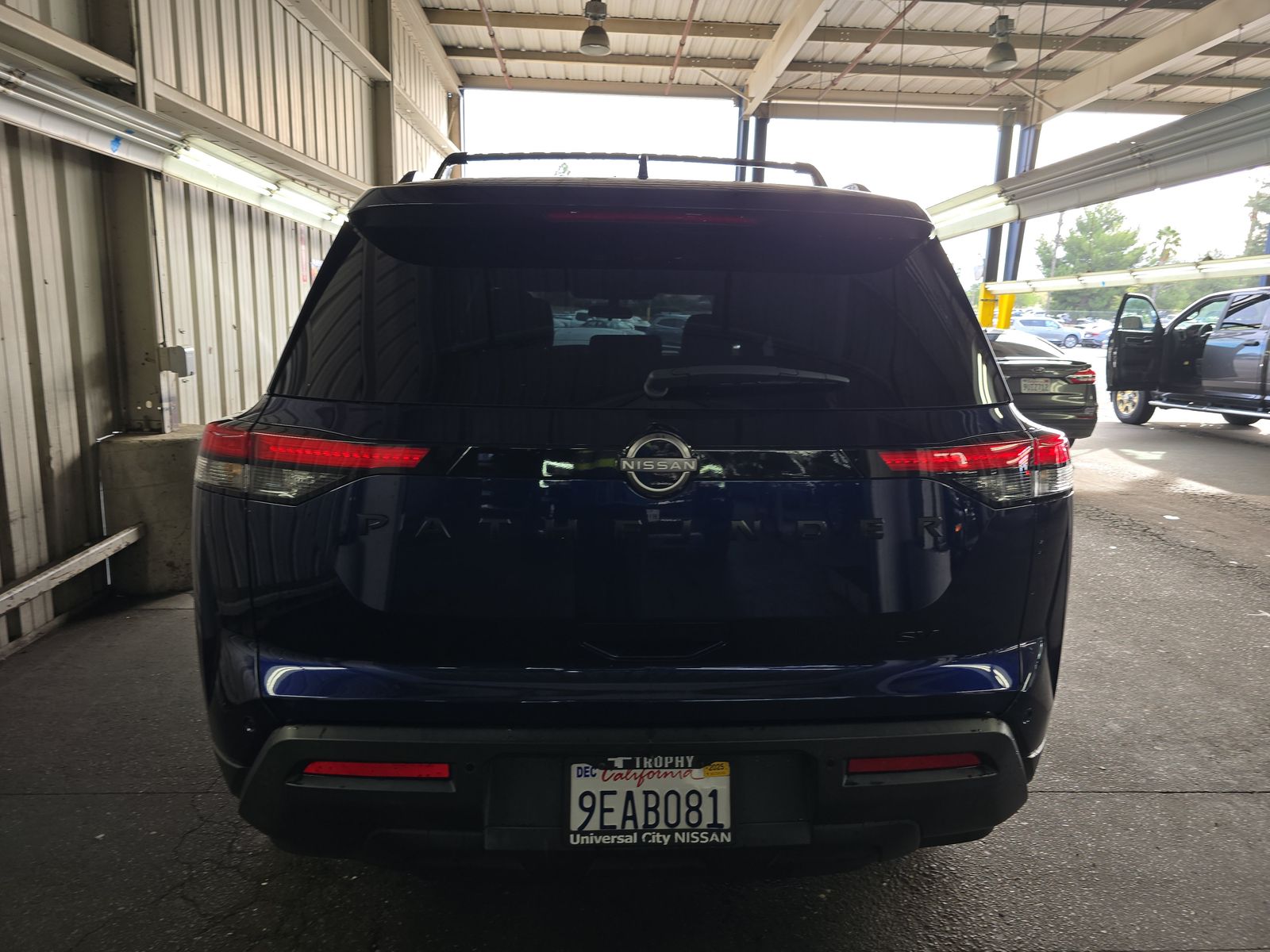 2023 Nissan Pathfinder SV FWD