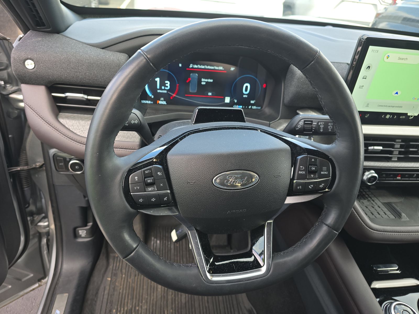 2025 Ford Explorer Platinum RWD