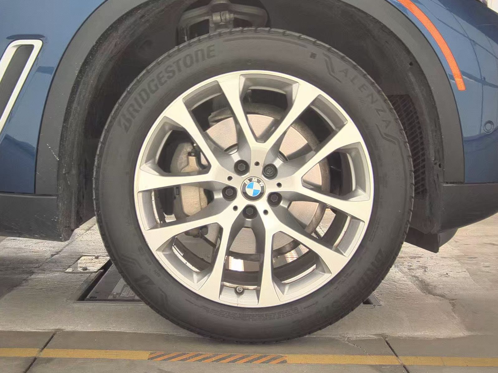 2020 BMW X5 sDrive40i RWD