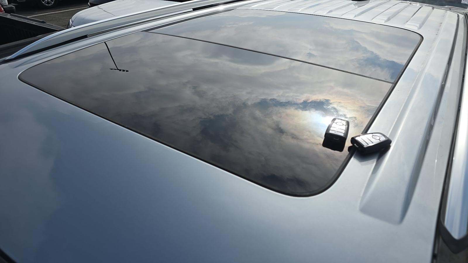 2025 Ford Explorer Platinum RWD