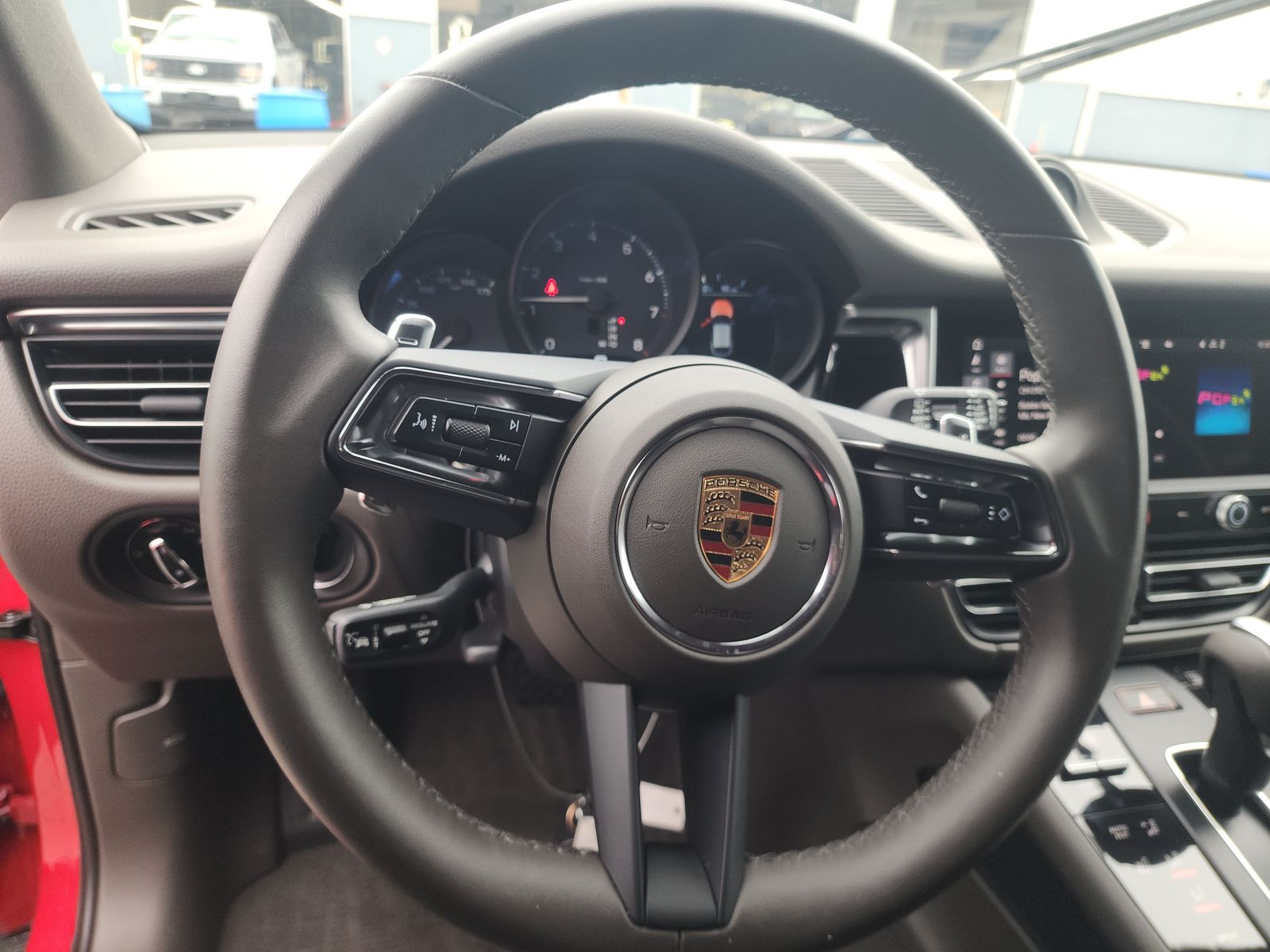 2024 Porsche Macan Base AWD