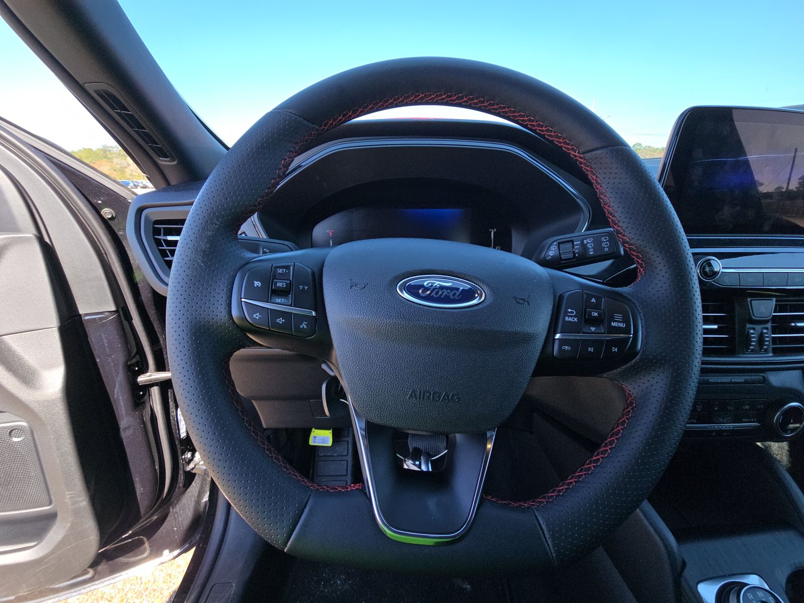 2025 Ford Escape ST-Line FWD