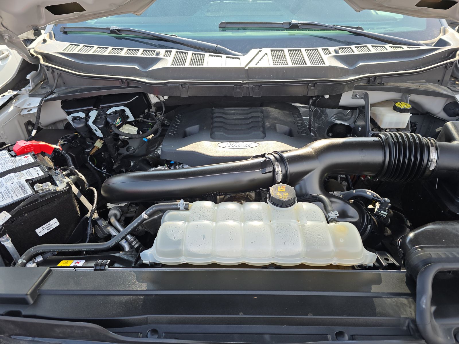 2023 Ford F-150 Lariat AWD