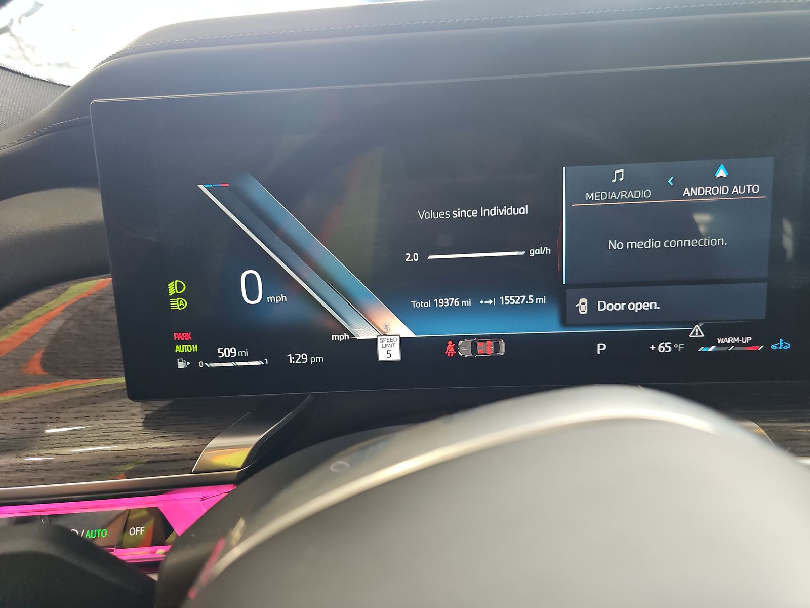 2025 BMW 7 Series 740i RWD