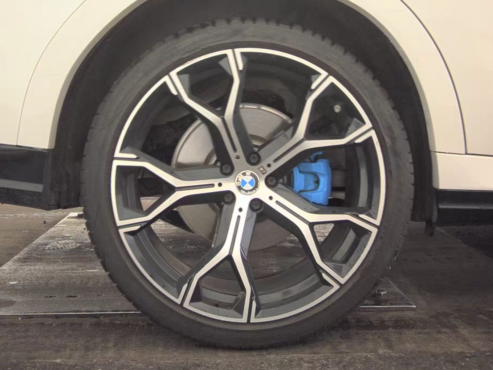 2020 BMW X6 sDrive40i RWD