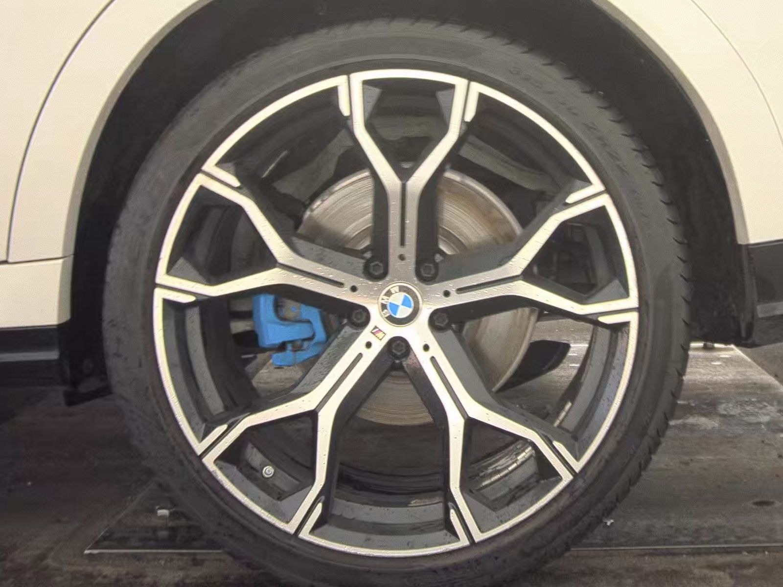 2020 BMW X6 sDrive40i RWD