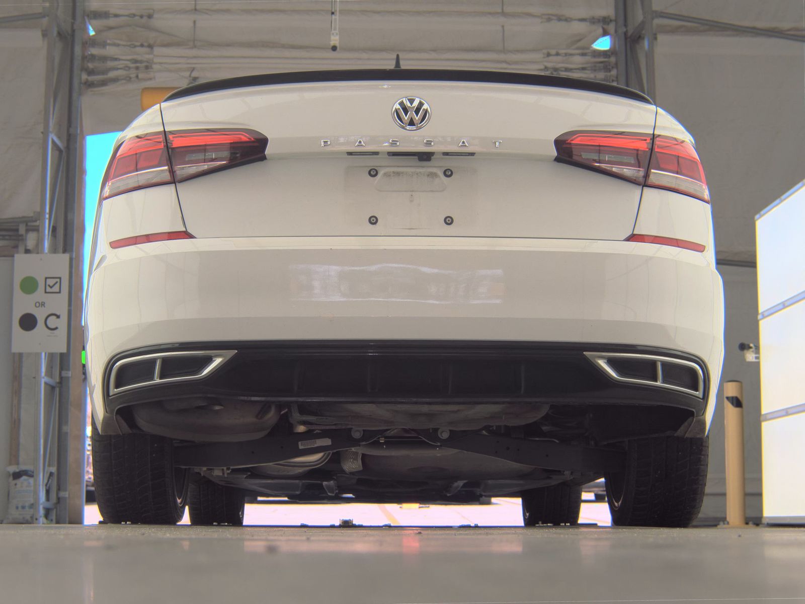 2020 Volkswagen Passat 2.0T R-Line FWD