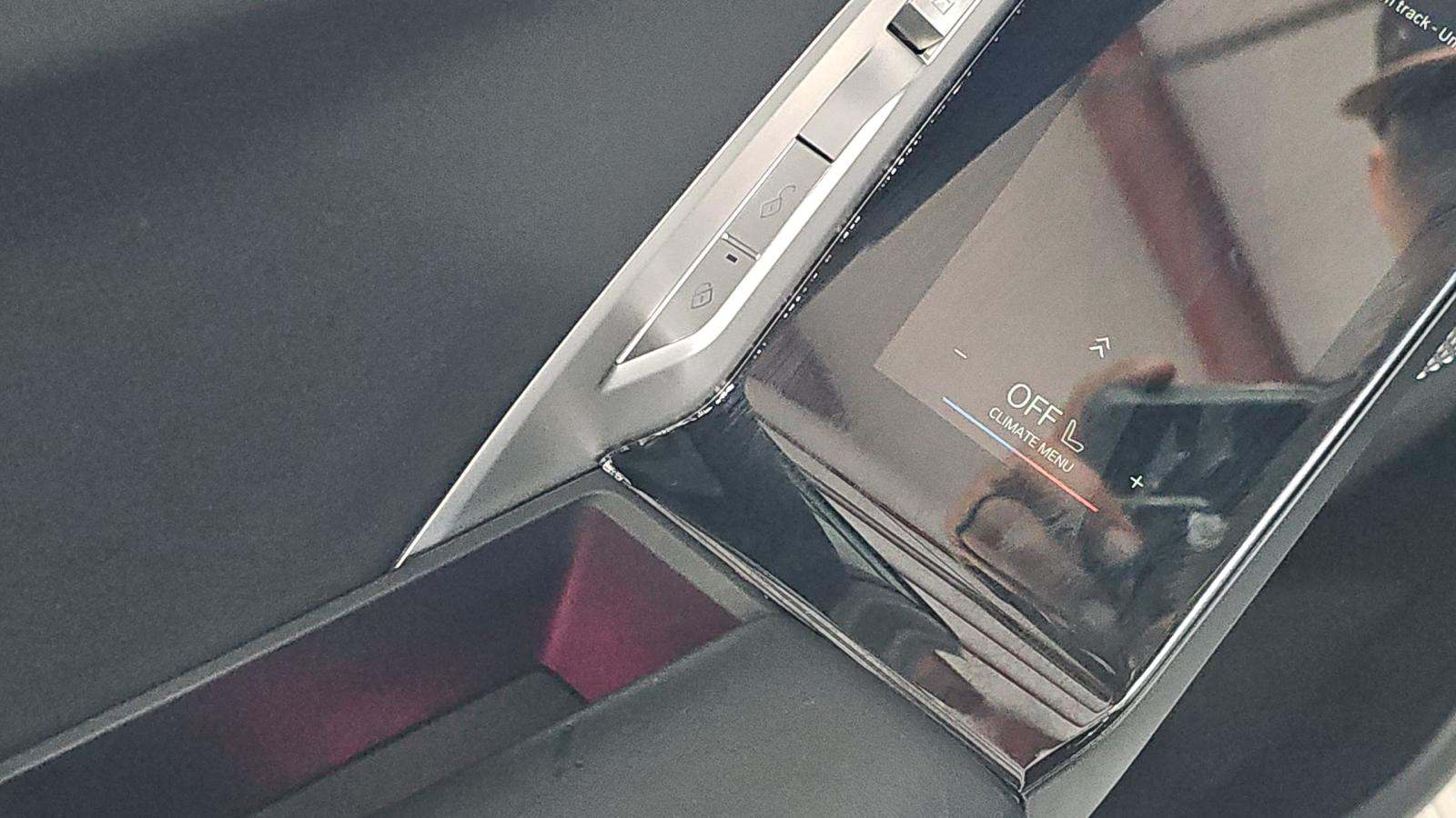 2025 BMW 7 Series 740i RWD