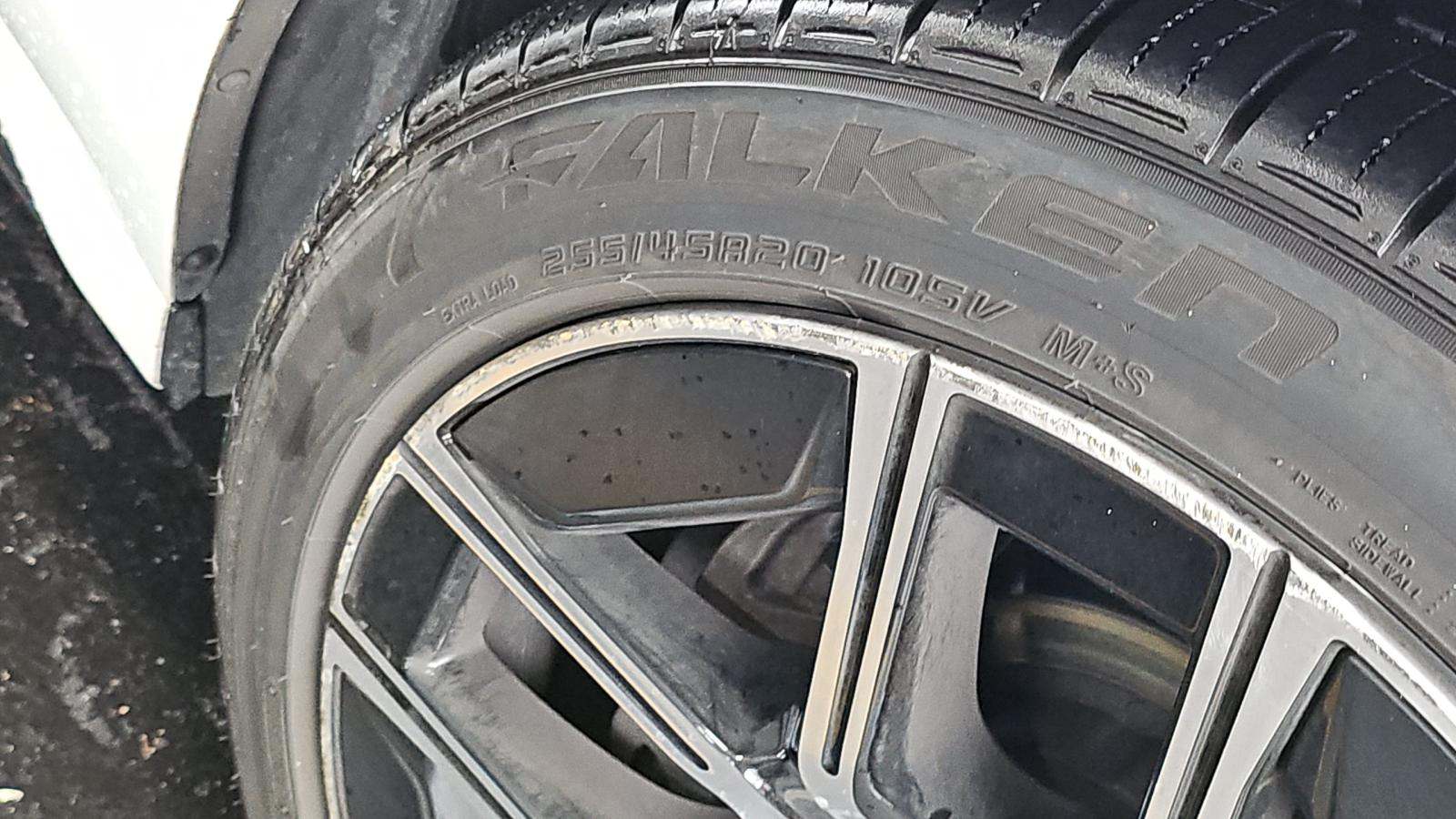 2025 BMW 7 Series 740i RWD