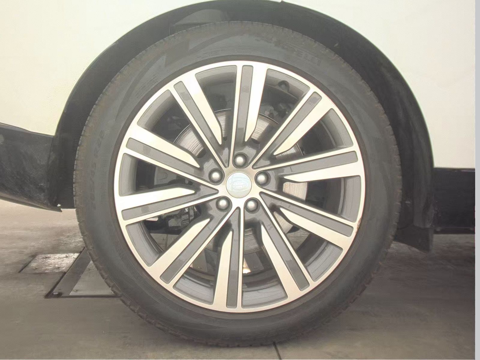 2023 Land Rover Range Rover SE AWD