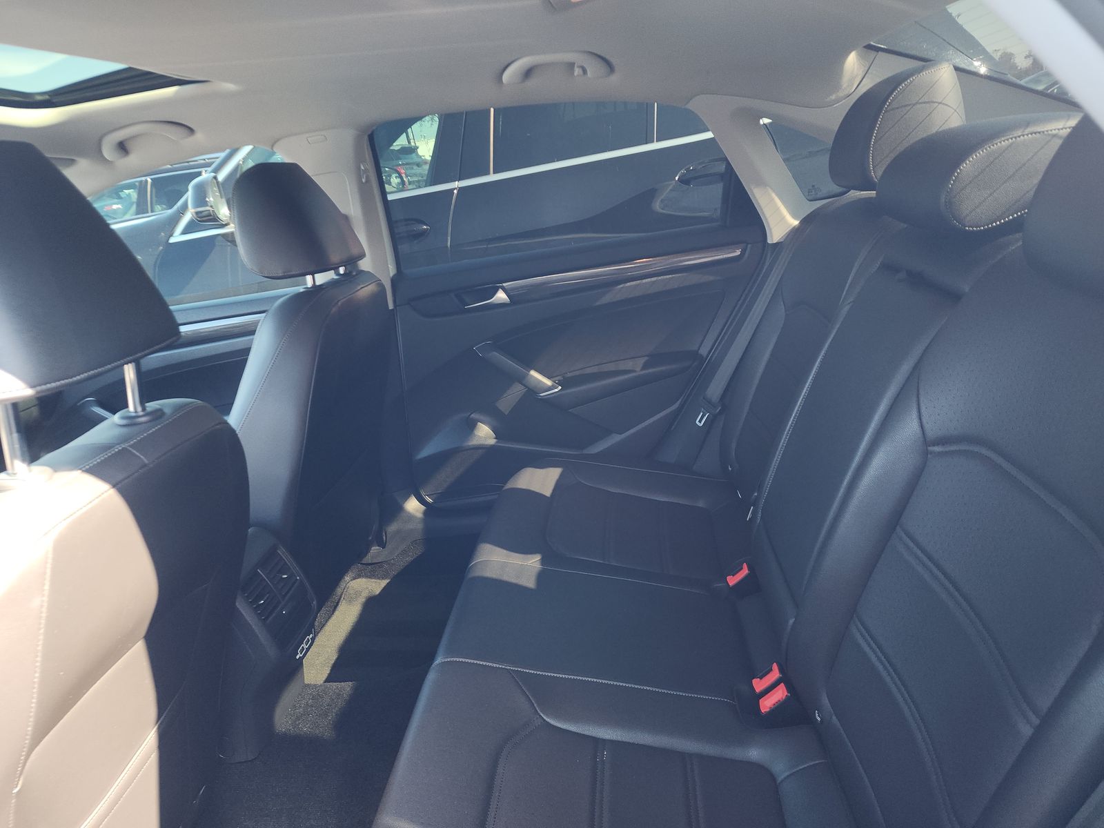 2020 Volkswagen Passat 2.0T R-Line FWD