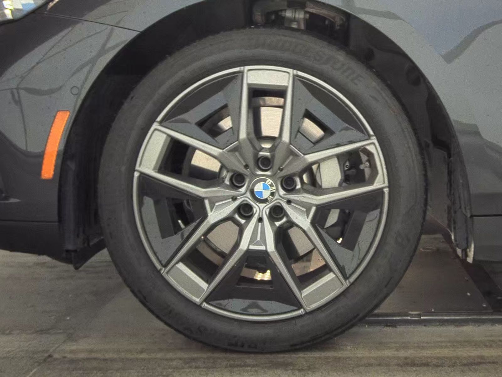 2026 BMW 5 Series 530i xDrive AWD