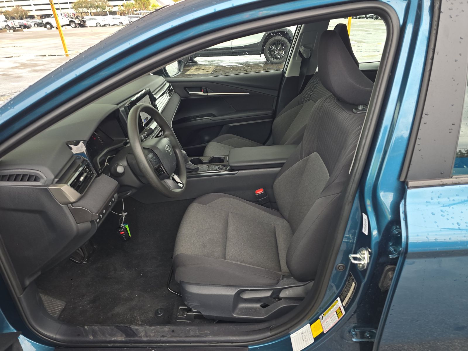 2025 Toyota Camry LE FWD