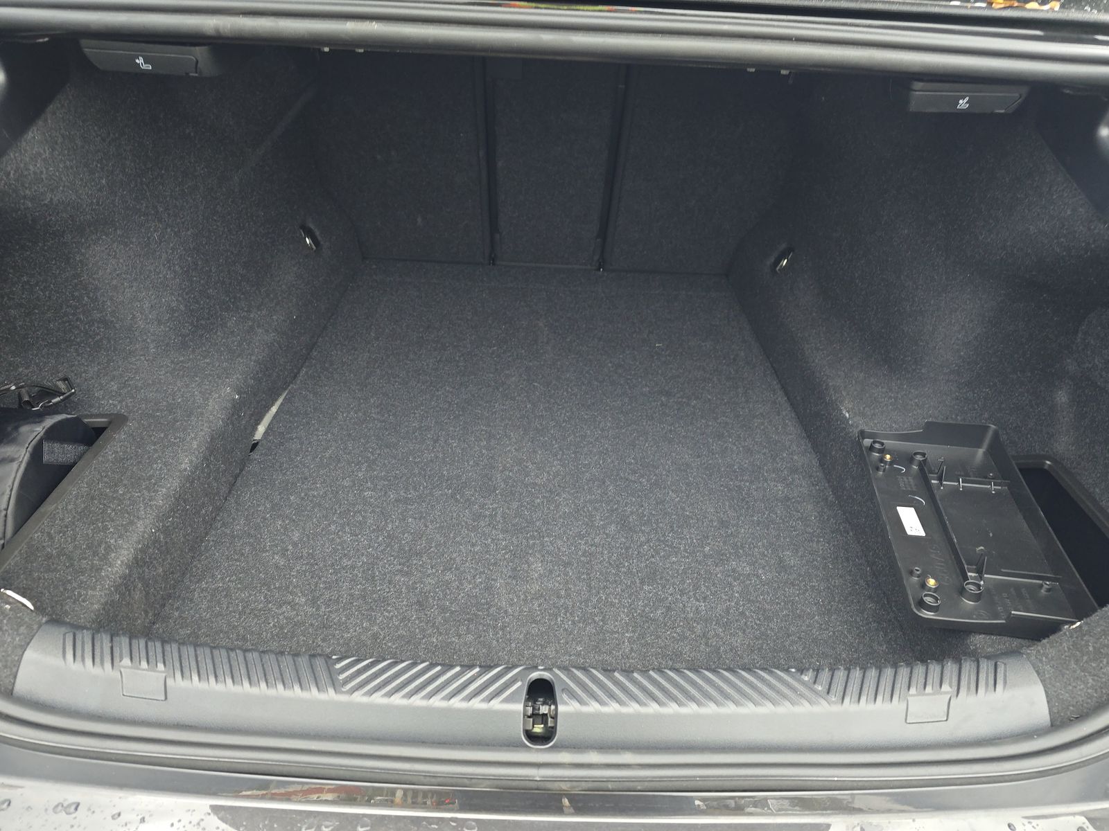 2026 BMW 5 Series 530i xDrive AWD